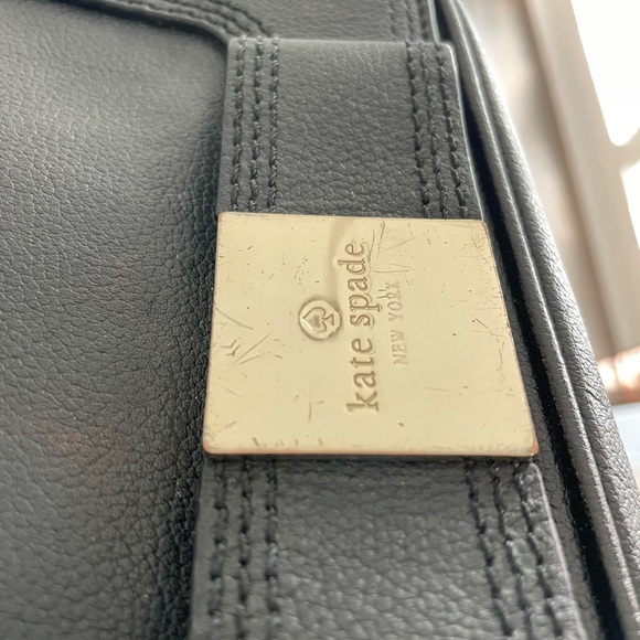 Kate Spade Little Kaelin Crossbody Chain Flap - Picture 5 of 5